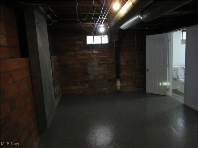 Building Photo - 12213 Mortimer Ave