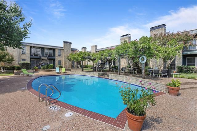 Building Photo - 7731 Meadow Park Dr