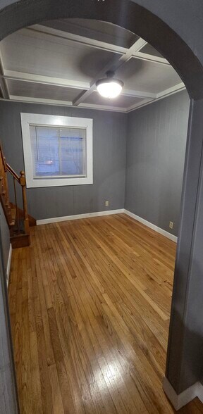 Building Photo - 840 Dwelly St