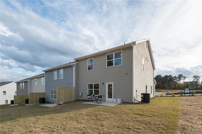 Building Photo - 11649 Mendenhall Ct