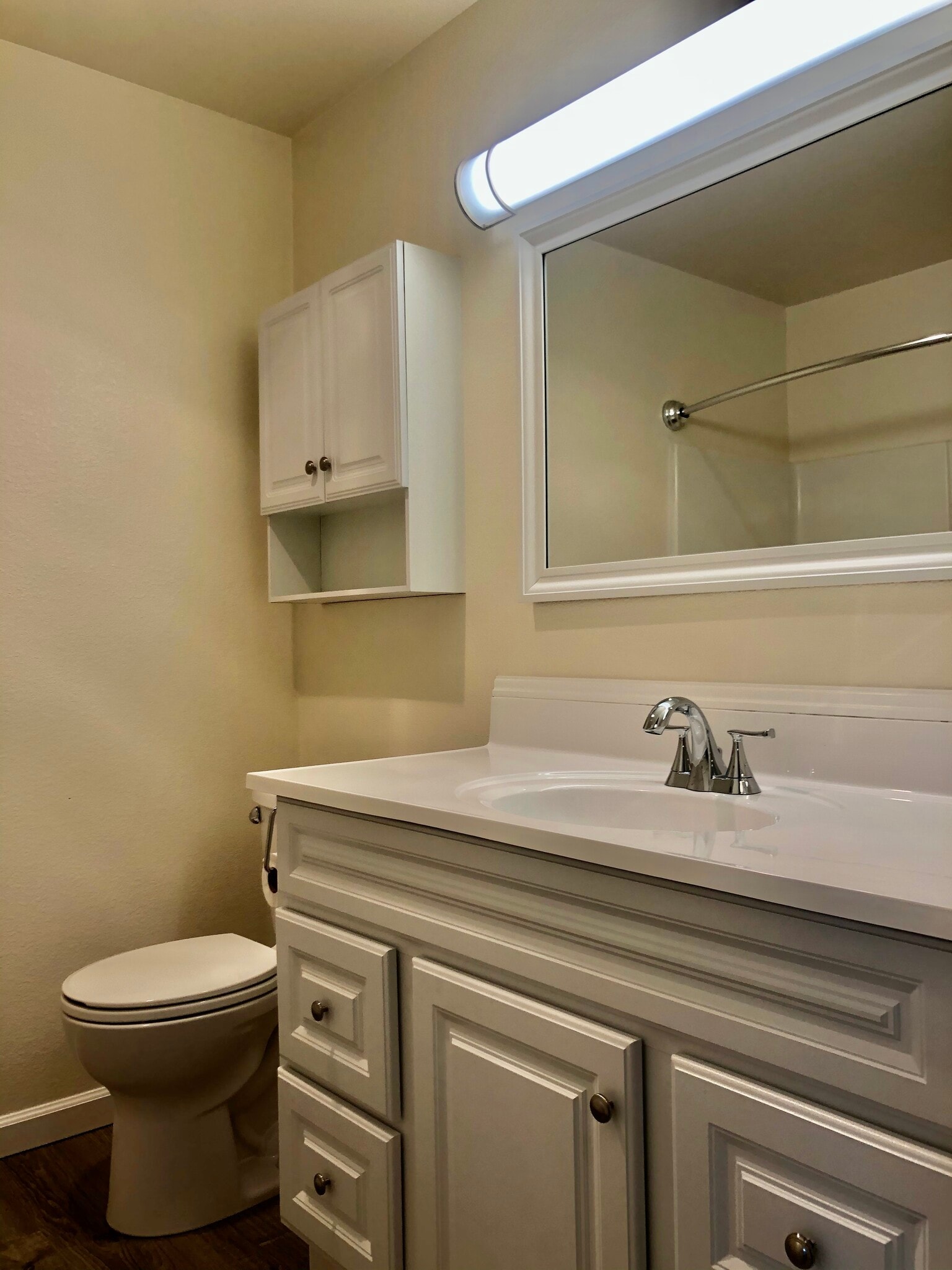 Building Photo - 550 Van Wey Cir