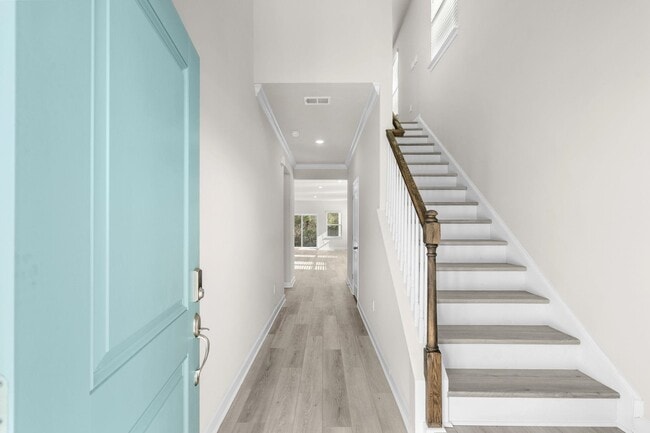 Building Photo - 2048 Copper Crk Lp