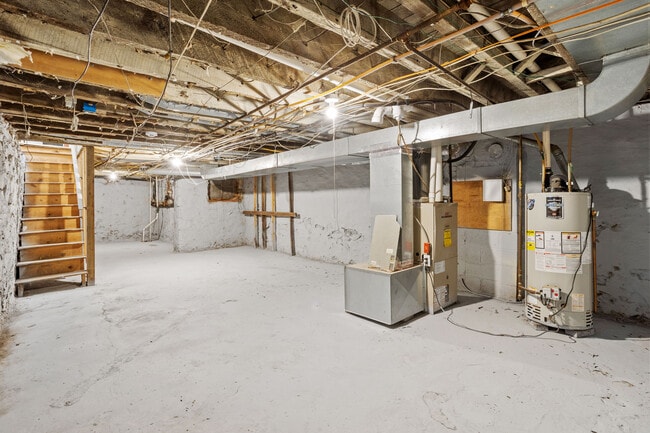 Building Photo - 118 Hunter St