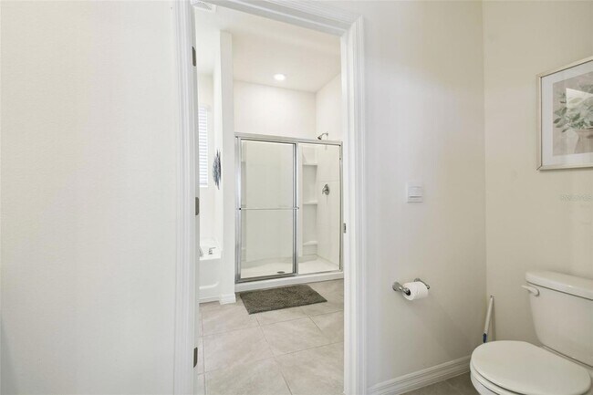 Building Photo - 7704 Oakmoss Loop