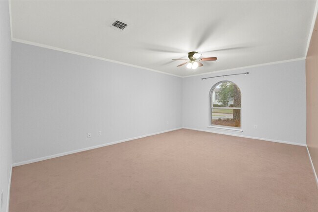 Building Photo - 3838 Glenheather Dr