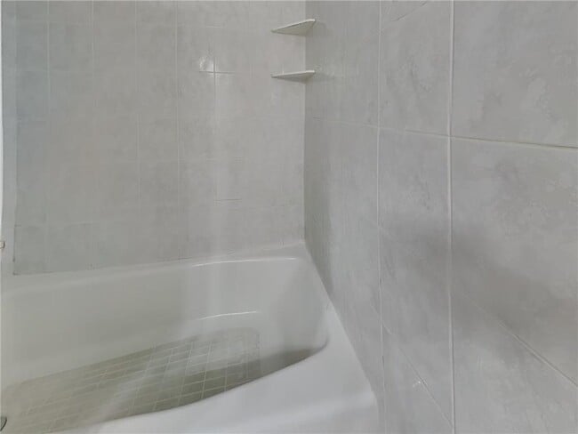 Building Photo - 3405 Ensign Ave N