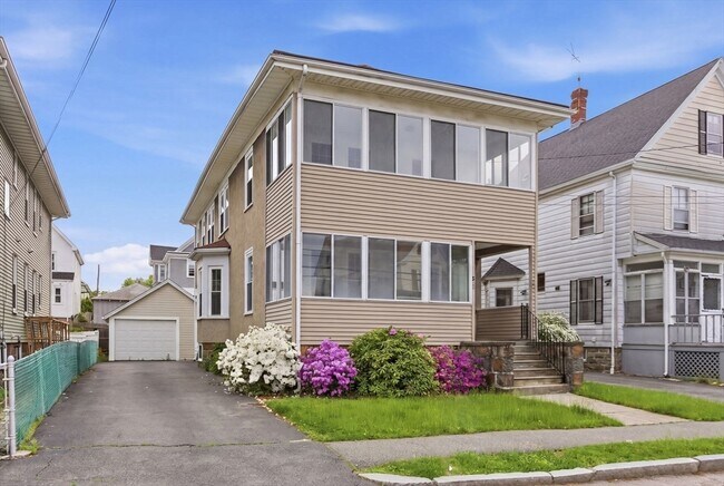 Building Photo - 267-269 Farrington St