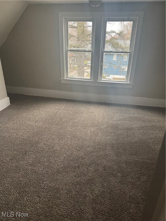 Building Photo - 622 Payne Ave