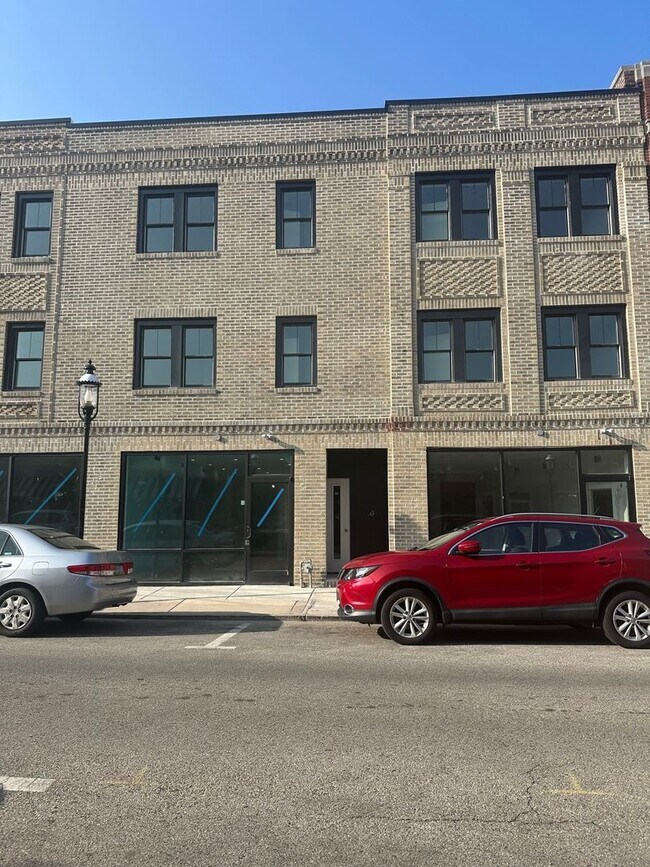 Building Photo - Welcome to the Oswalds Place Apartments!