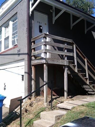 Building Photo - 270 Lyndhurst Pl