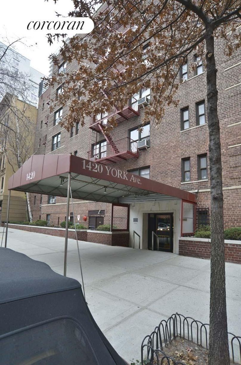 Building Photo - 1420 York Ave
