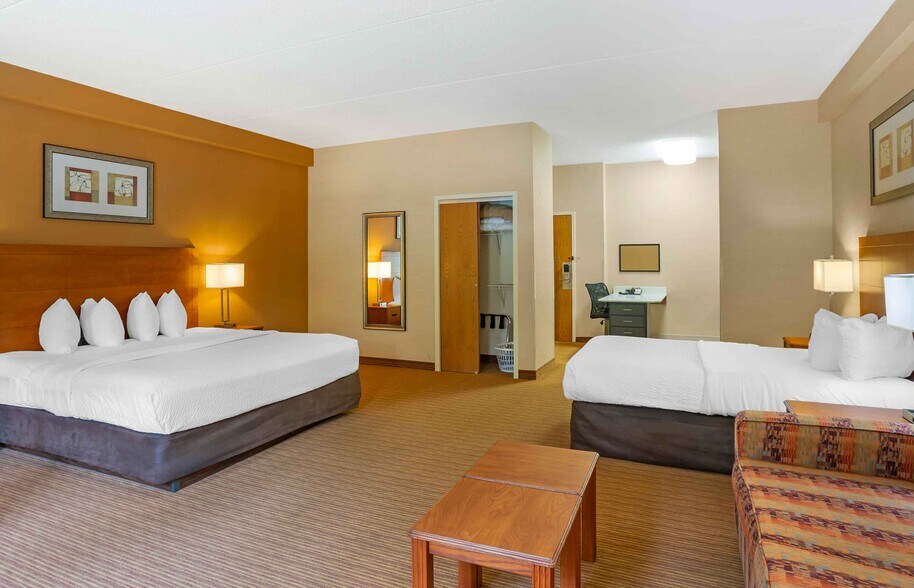 Building Photo - Furnished Studio-Lancaster County