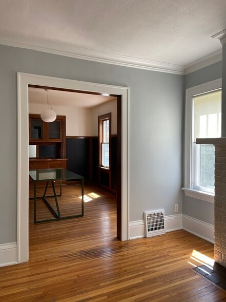 Living Room / Dining Room - 5025 York Ave S