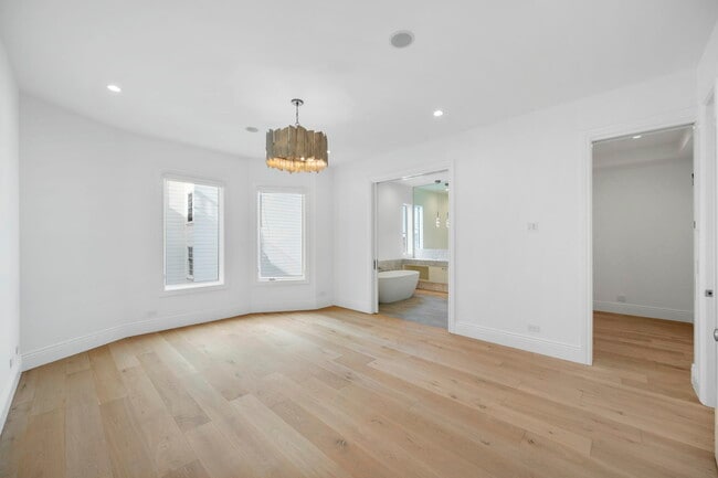 Building Photo - 1074 Filbert St