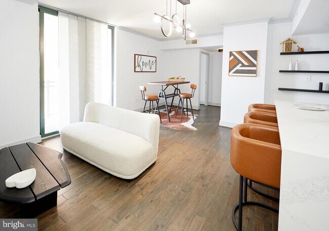 Building Photo - 414 Water St