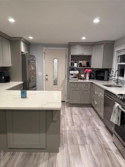 Building Photo - 10 Hillside Terrace