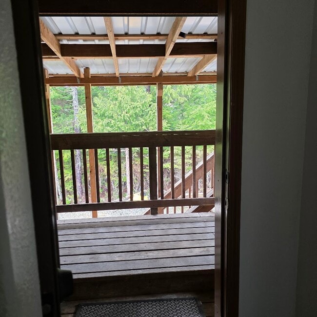 Building Photo - 11184 Alderwood St