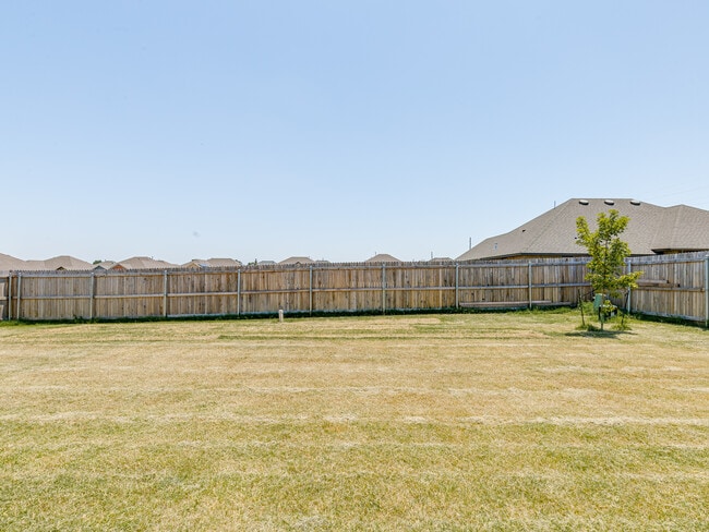 Building Photo - 4505 Black Mesa Ln