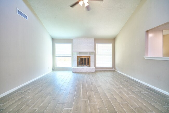 Building Photo - 7214 Westbranch Dr