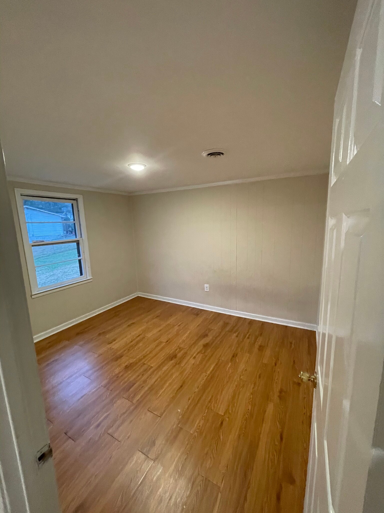 Building Photo - 1001 Moreland Dr