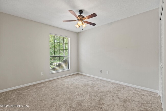 Building Photo - 257 Cranes Lake Dr