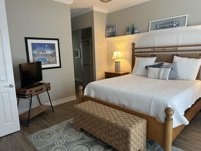 Building Photo - 11181 SW Aliceville Dr