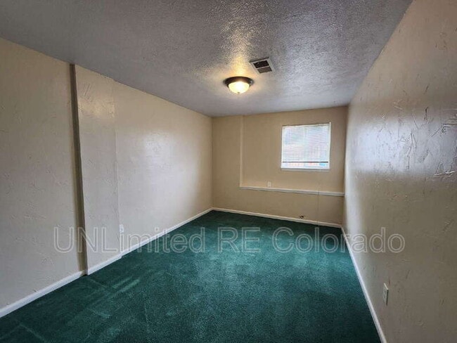 Building Photo - 5989 Eldridge Ct