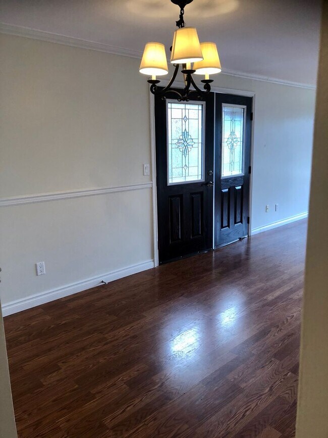 Building Photo - 19857ham