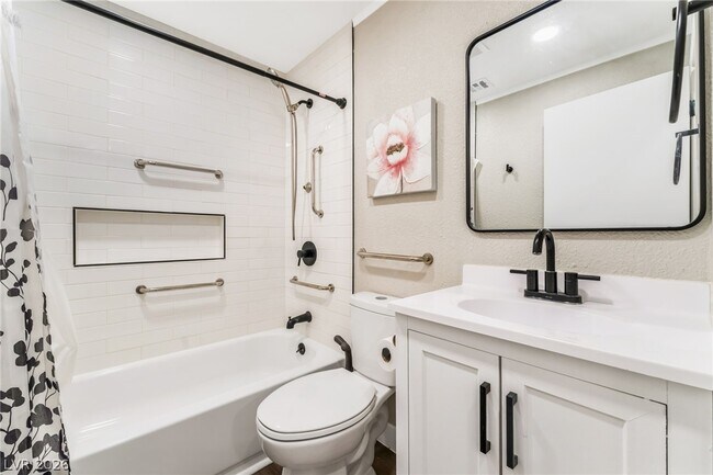 Building Photo - 4218 Fulton Pl