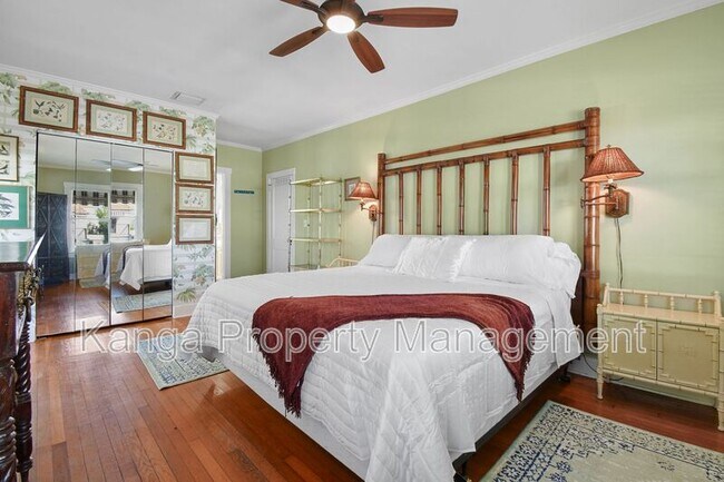 Building Photo - 194 Almeria Rd