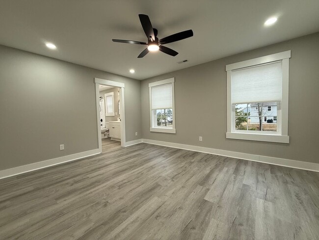 Building Photo - 3 Bedroom/2 Bath New Construction for Rent in Peachland