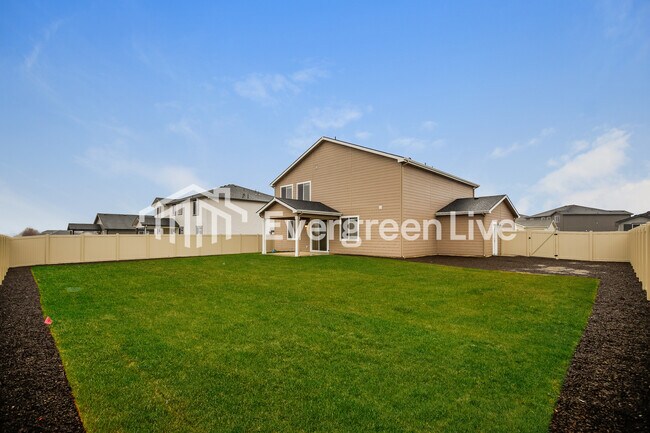 Building Photo - 302 Ravello St