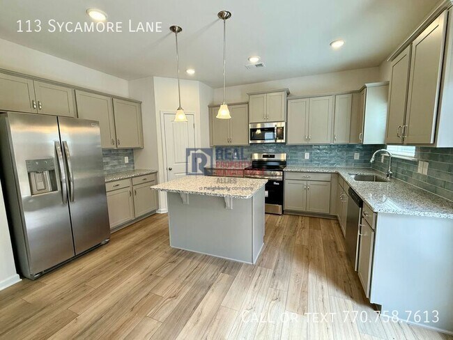 Building Photo - 113 Sycamore Ln