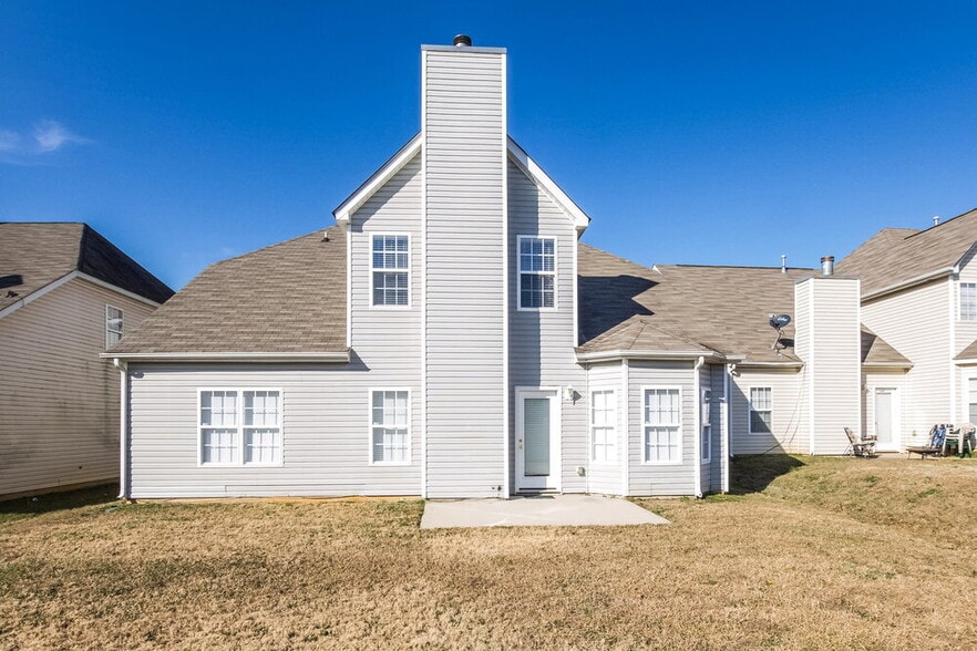 Building Photo - 8732 Hazelcroft Ln