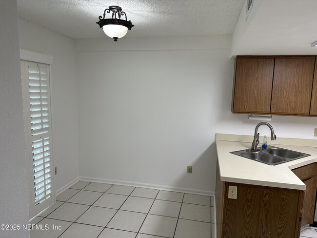 Building Photo - 791 Assisi Ln