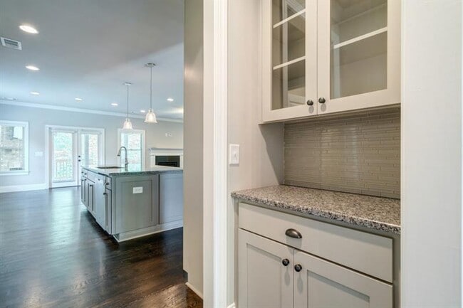 Building Photo - 1317 Winfair Ln NE