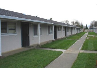Building Photo - Carriage House Apartments