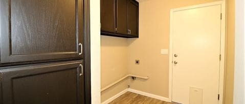 Building Photo - 850 Spaniel Dr