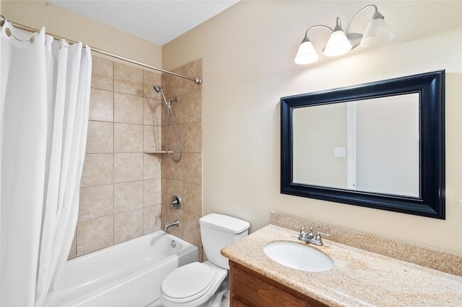 Building Photo - 111 Harbour Town Cir