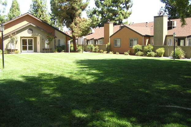 Building Photo - 5140 Cesar Chavez Blvd