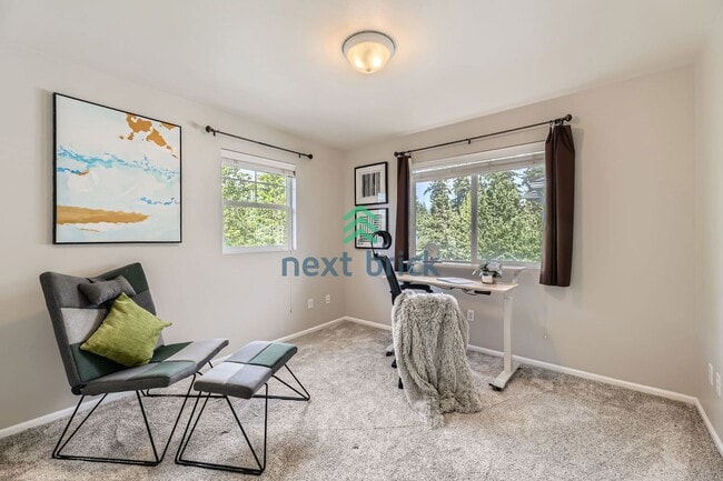 Building Photo - A beautiful 3 bedrooms and 2.5 bathrooms h...
