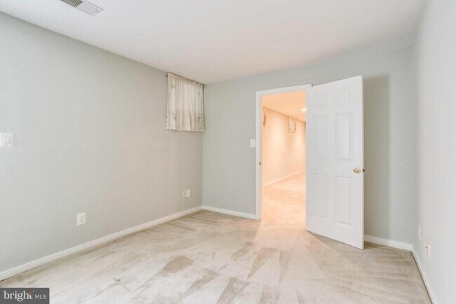 Building Photo - 26161 Rachel Hill Dr