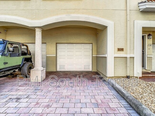 Building Photo - 5220 Beach Breeze Ct