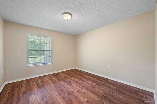 Building Photo - 9771 Cobblebrook Dr