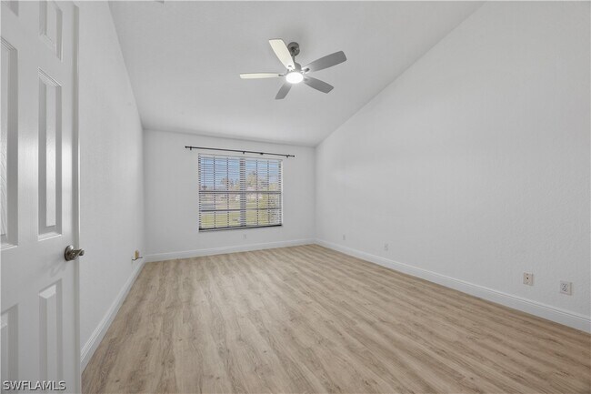 Building Photo - 6654 Tannin Ln