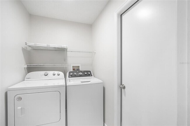 Building Photo - 13531 White Elk Loop