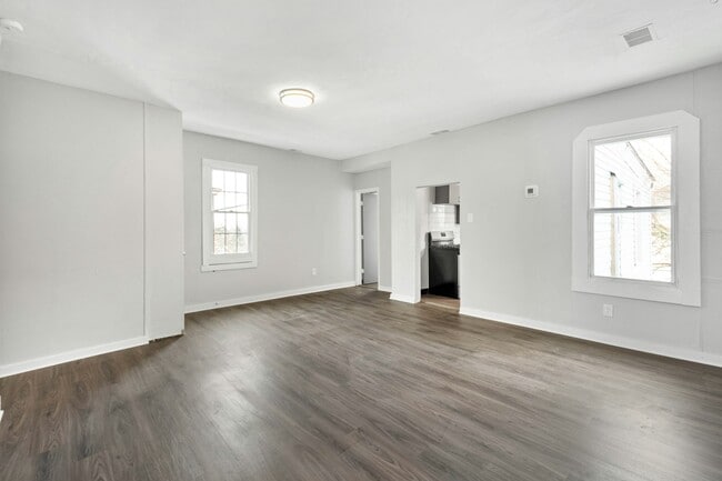 Building Photo - 1740 Arlington Ave