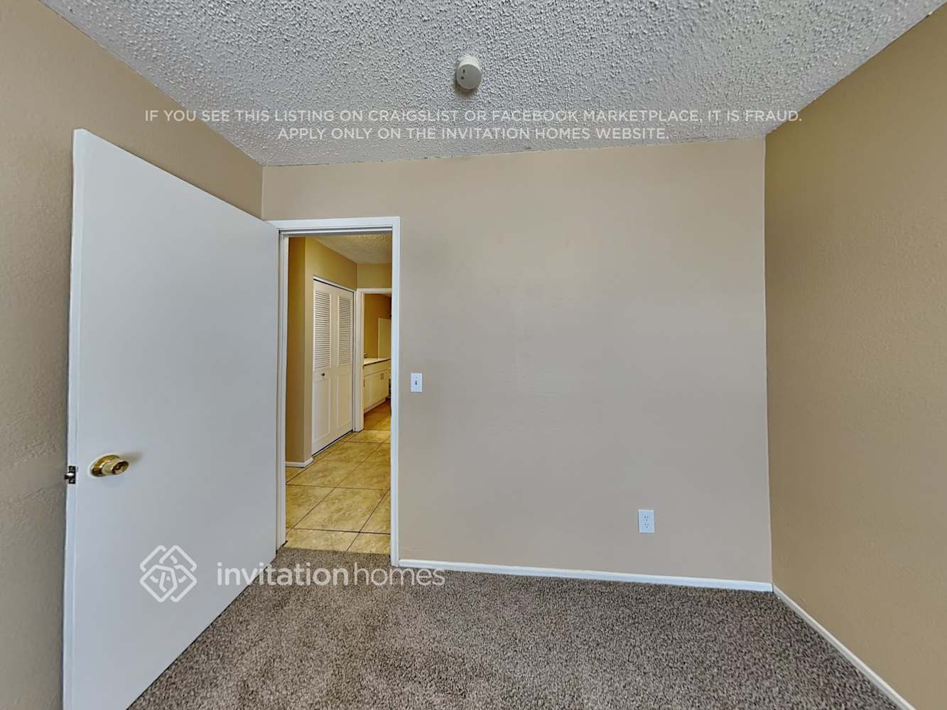 Building Photo - 10072 W Mariposa St