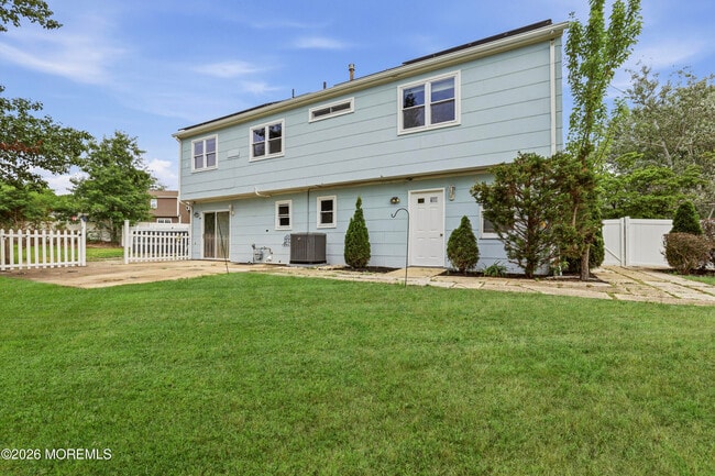 Building Photo - 1029 Lucy Ln