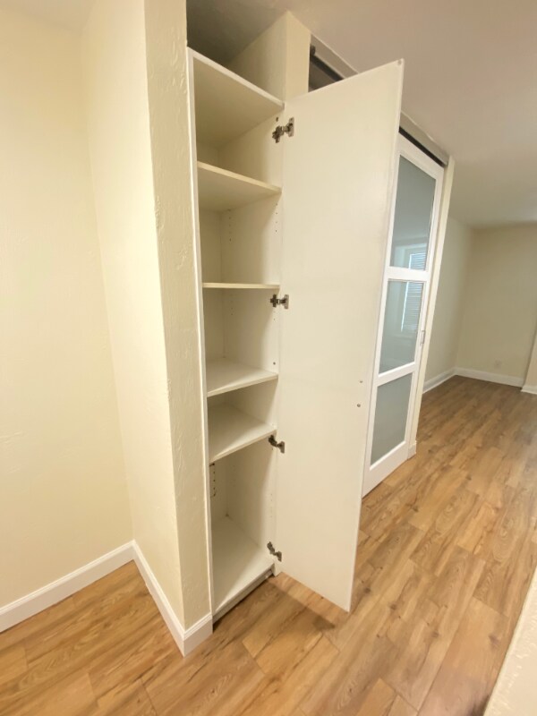 Building Photo - 224 E Garden St